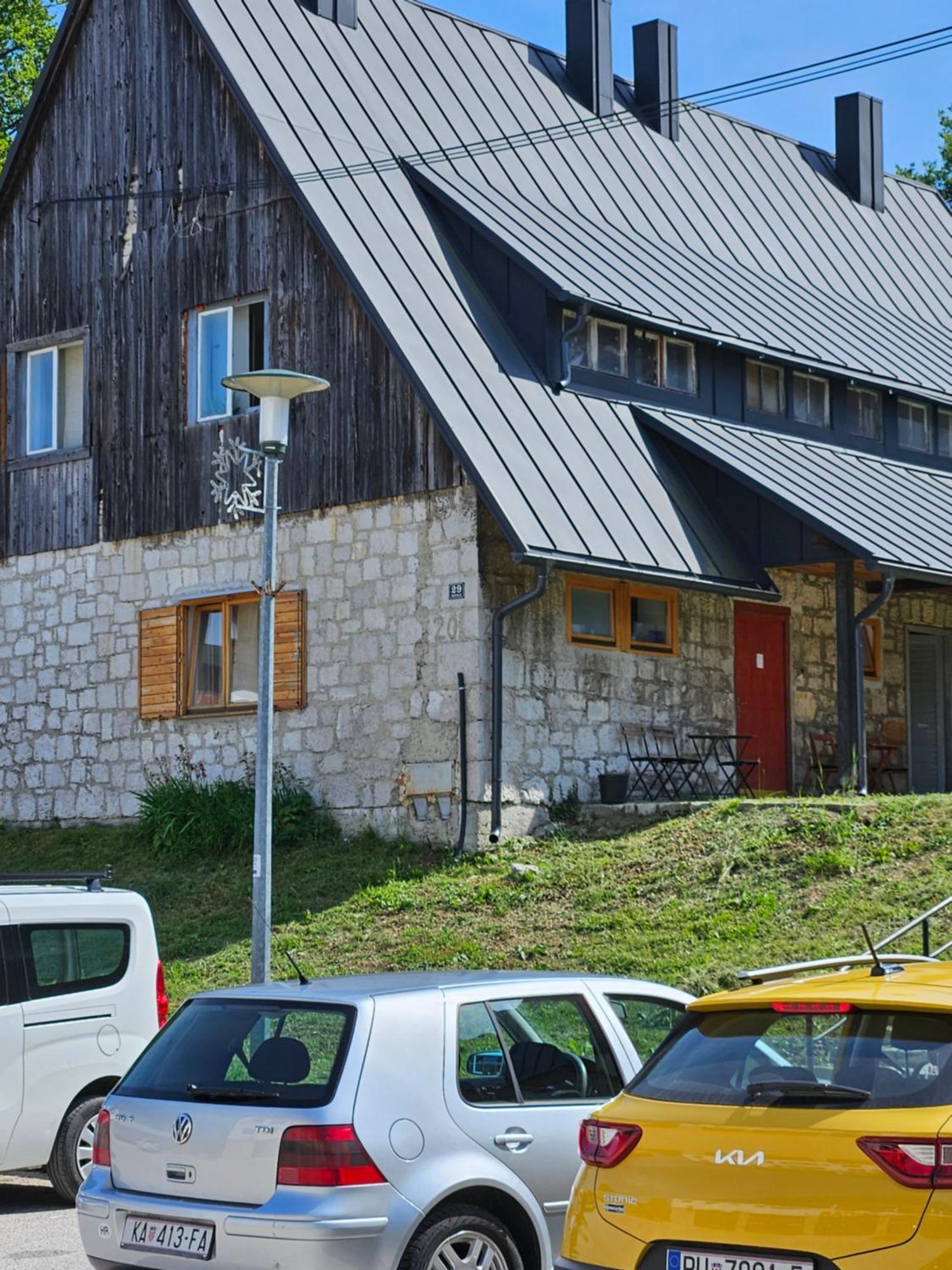 Sreca Plitvice Apartamento Plitvička Jezera Exterior foto